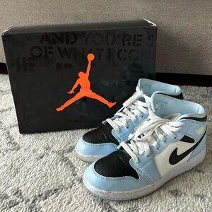 Jordan’s size 5.5